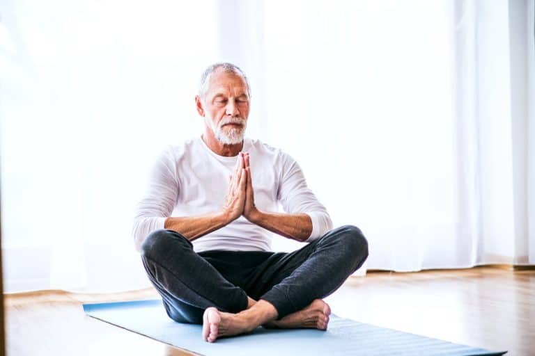 20-exciting-indoor-activities-for-seniors-to-keep-them-active