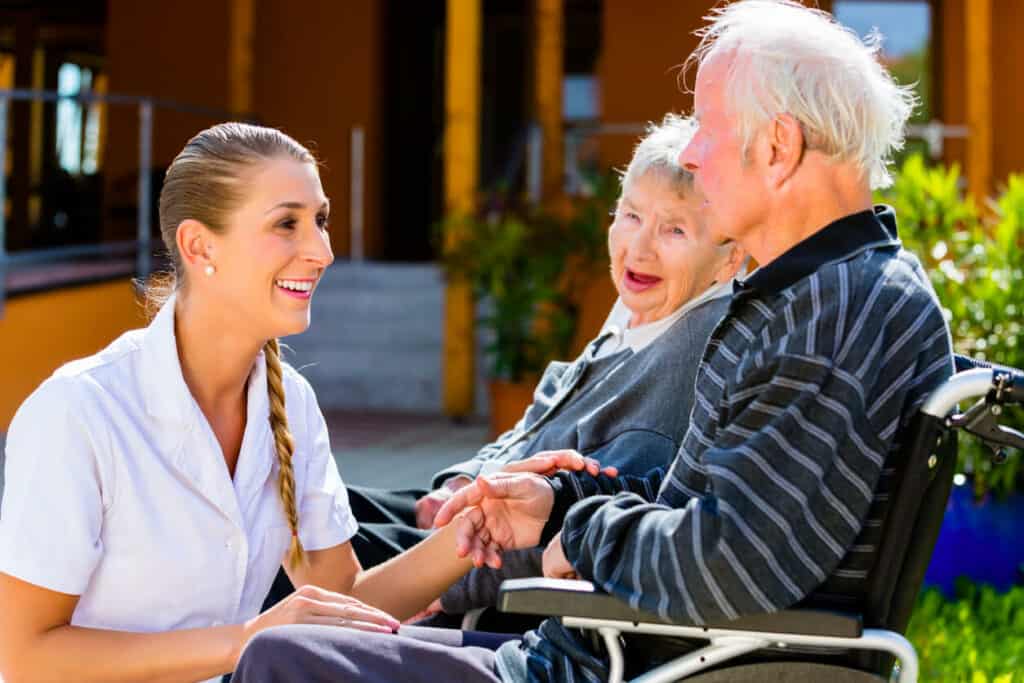 Social worker for the elderly in a care home