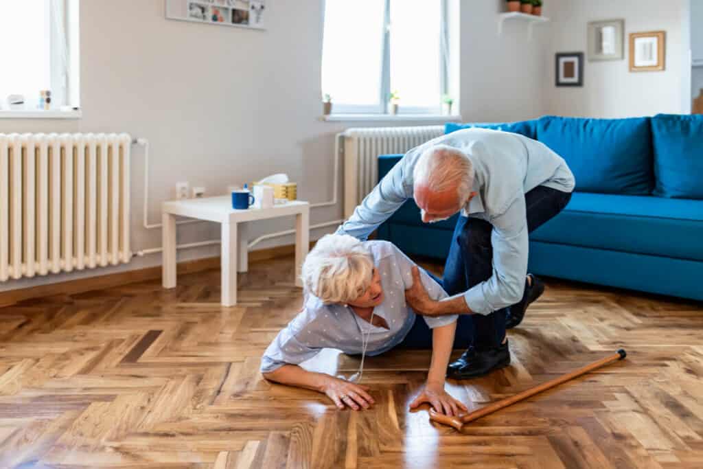risks for falls and accidents - caring for Alzheimer patients at home | how to help dementia