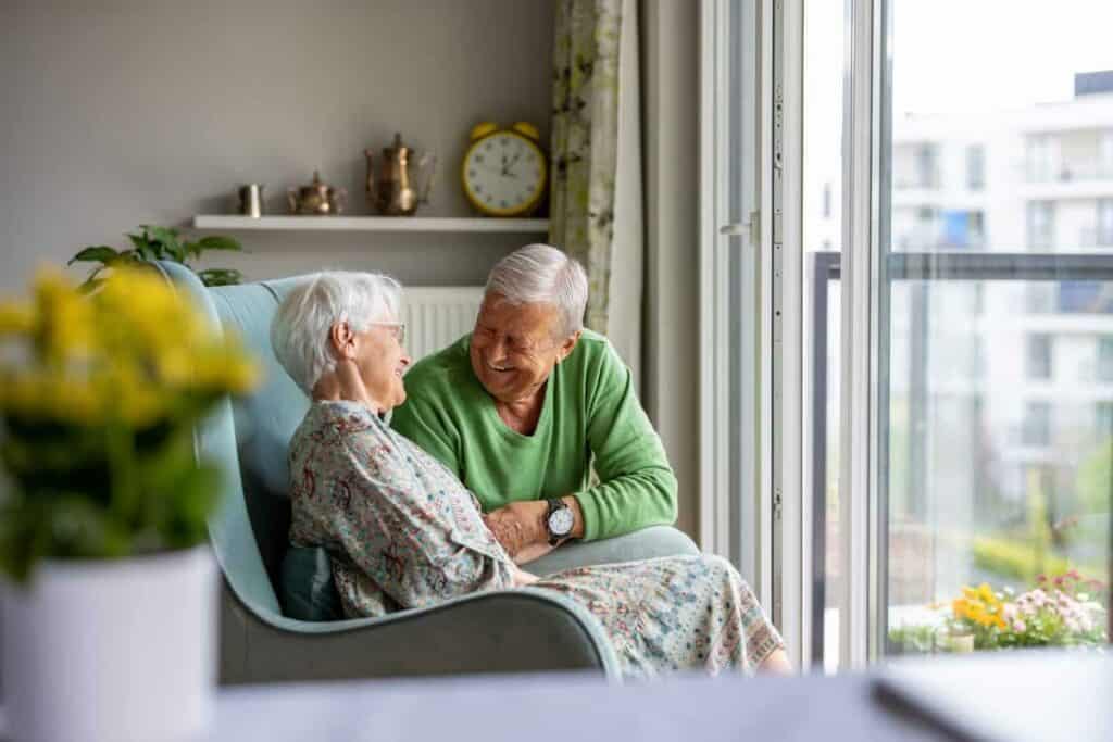 What is memory care assisted living - a photo of a senior couple smiling.