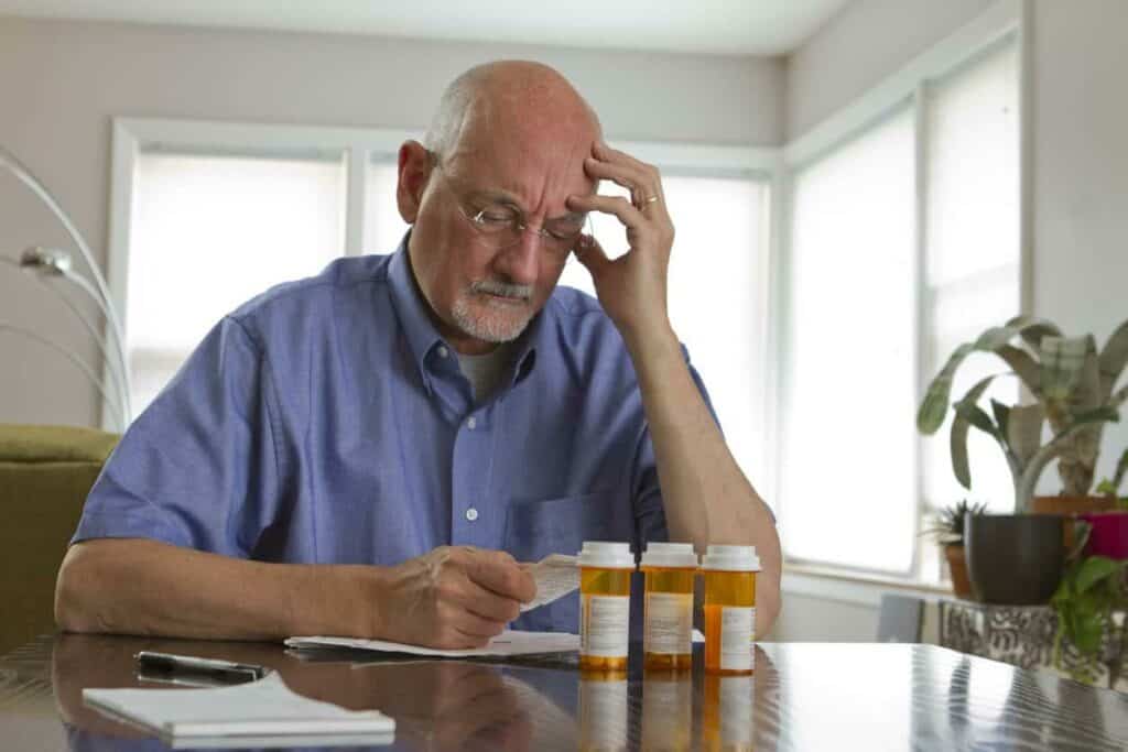 medications address signs and symptoms of dementia stages
