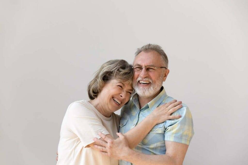 a happy couple enjoying their time together before noting any cognitive changes in their lives