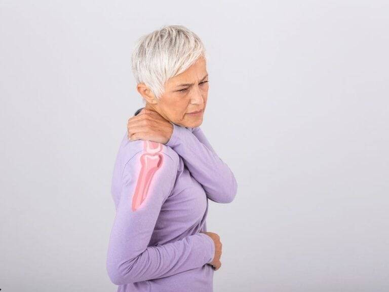 How Are Physical and Mental Health Related? A Holistic Take on Senior Wellness
