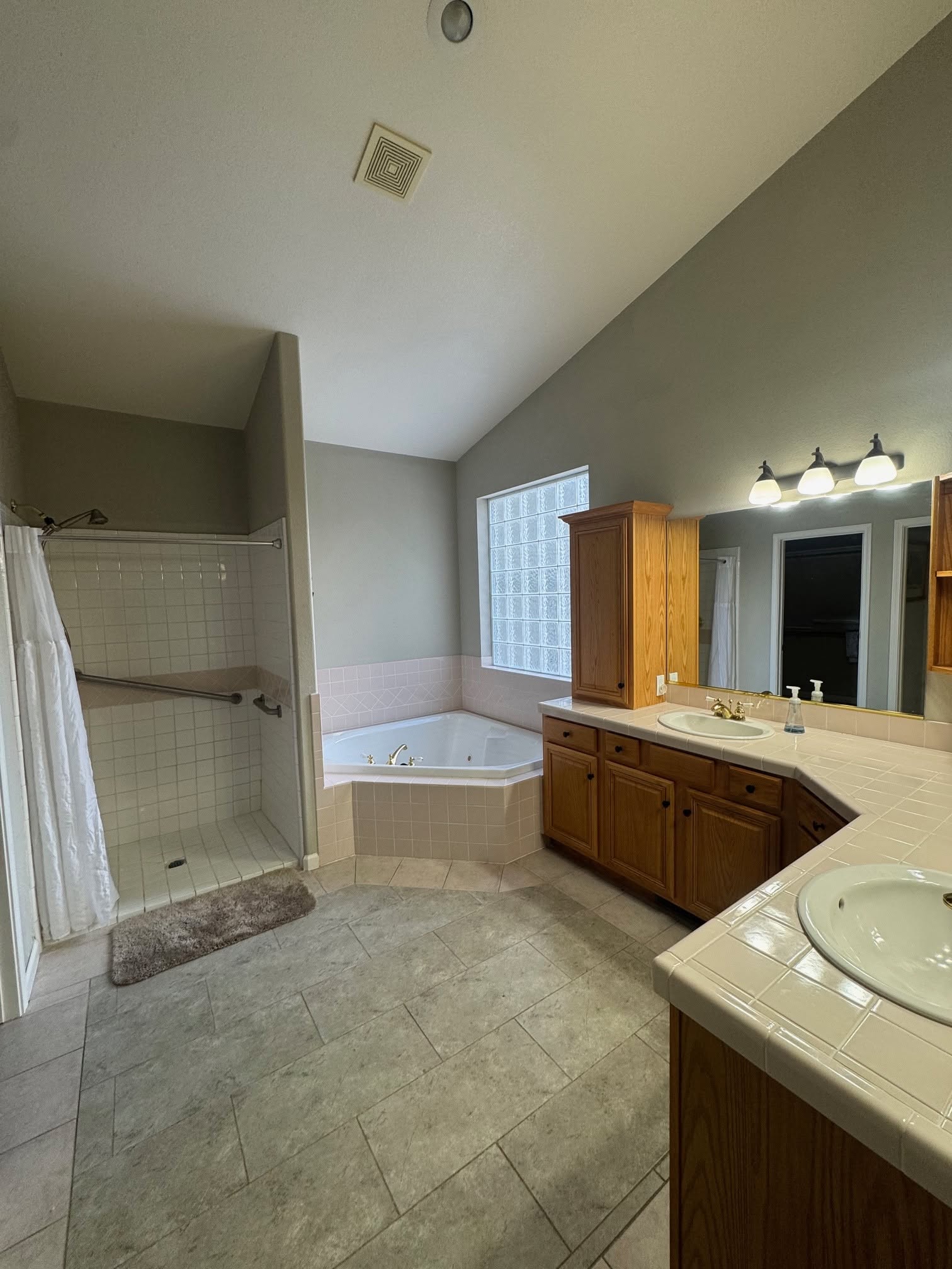 Green Acres Assisted Care interior or exterior photo